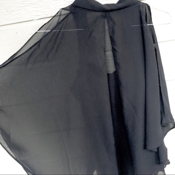 LA CLASS CHIFFON BUTTON DOWN BLOUSE - Picture 4 of 8